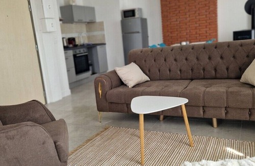 La Ferte-sous-Jouarre Apartment | 2 appartements 10pax 109/110 Ferté-sous-Jouarre