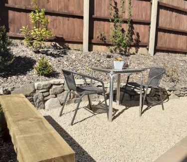 Rhayader House | 2 Bear Barns