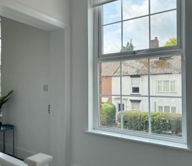 Wellington Apartment | 2 bed apartment complete with bedding and towels