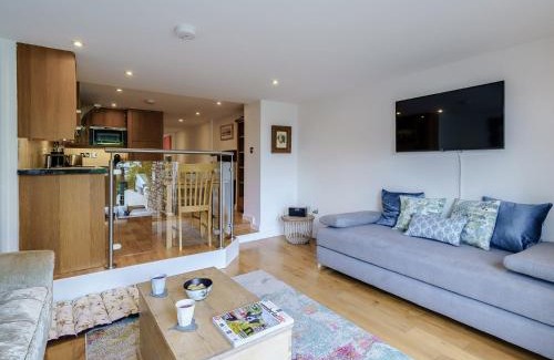 Kirkby Lonsdale House | 2 Bed in Kirkby Lonsdale 78505