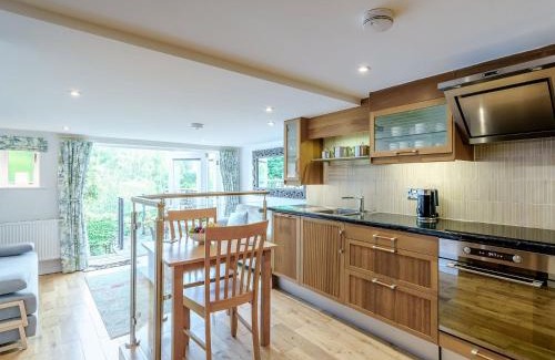 Kirkby Lonsdale House | 2 Bed in Kirkby Lonsdale 78505