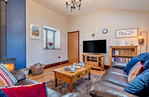 Saint Columb Major House | 2 Bed in Newquay TREBU
