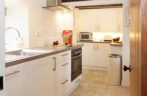 Staddlebridge House | 2 Bed in Osmotherley G0172