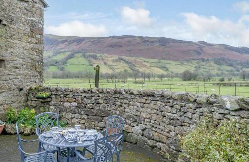 Sedbergh House | 2 Bed in Sedbergh 57641