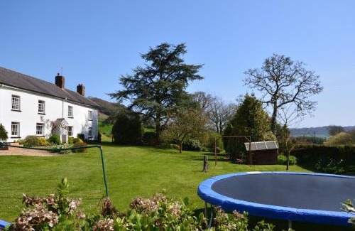 Sidmouth House | 2 Bed in Sidmouth BURSC
