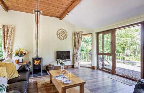South Molton House | 2 Bed in South Molton ISLVI