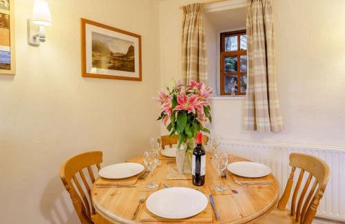 Penrith House | 2 Bed in Ullswater SZ339