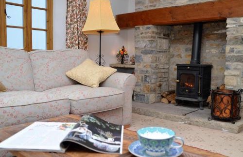 Wedmore House | 2 Bed in Wedmore 53989