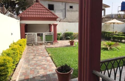 Brusubi House | 2-Bed - Sleeps 6 - Pet Friendly & Parking