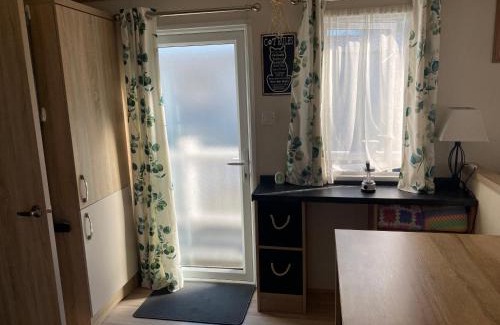 Saxmundham Other | 2 Bed Static Caravan sleeps 6 Saxmunham