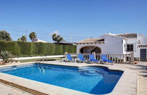 Costa Nova Villa | 2 bed villa only a 10 minute drive to beach