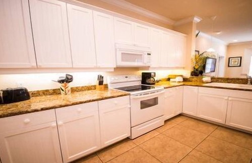 Bradenton Beach Hotel | 2 Bedroom, 2 Bathroom Standard. NO PETS