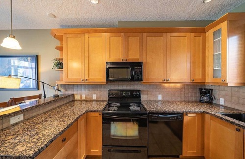 Sooke House | 2 Bedroom, 2 Bathroom Townhome in Sooke, BC