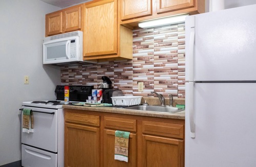 Downtown Pittsburgh Apartment | 2 Bedroom 2 Bathroom The Heart of Pittsburgh