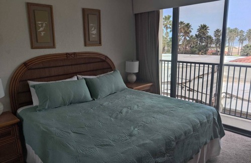 South Padre Island Resort | 2 Bedroom 2 Bathroom Condo #307
