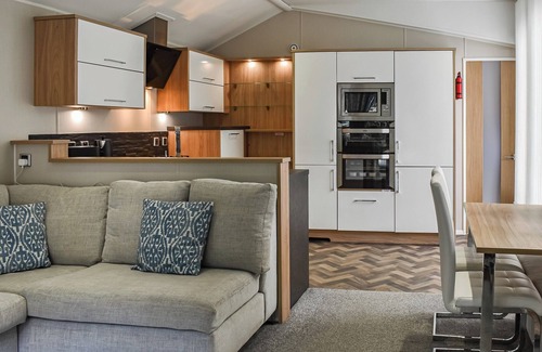 Penrhyndeudraeth Cottage | 2 bedroom accommodation in Prenteg, near Porthmadog