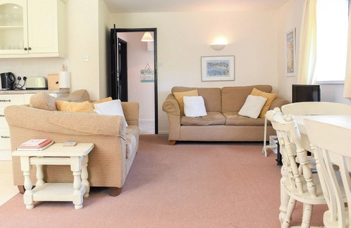 Bicton Cottage | 2 bedroom accommodation in Colaton Raleigh