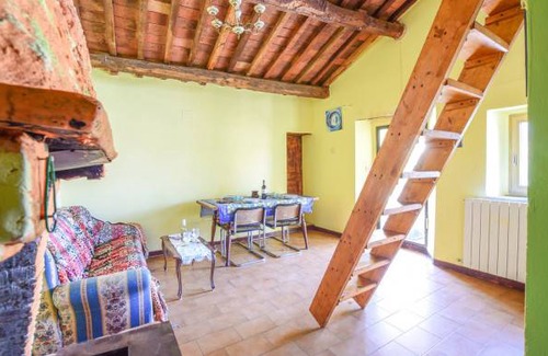 Campagnatico Apartment | 2 bedroom accommodation in Campagnatico