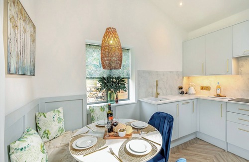 Littleborough Cottage | 2 bedroom accommodation in Summit, Littleborough near Todmorden