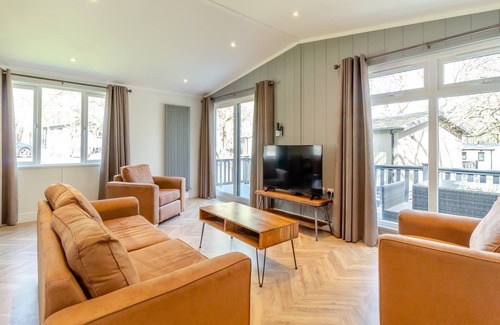 Woolverstone Cabin | 2 bedroom accommodation in Woolverstone, Ipswich