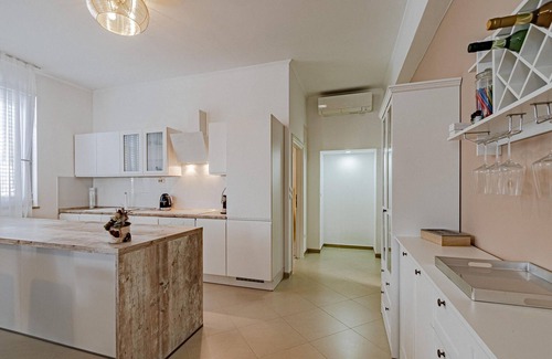 Kuciste House | 2 bedroom accommodation in Kuciste Perna
