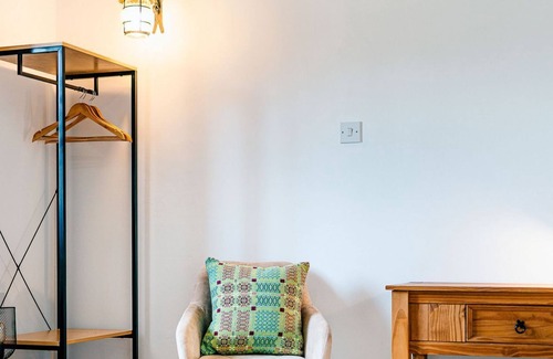 Eglwys-fach Cottage | 2 bedroom accommodation in Furnace, near Machynlleth