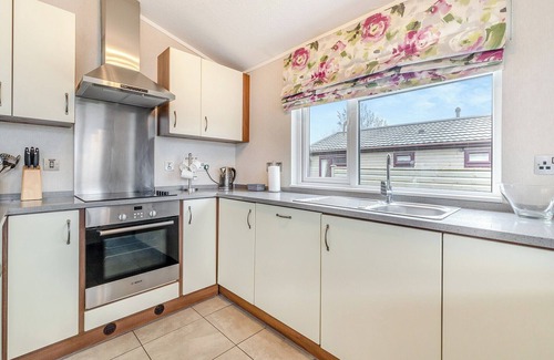 Ashby Woulds Cabin | 2 bedroom accommodation in Overseal, Nr Ashby-de-la-Zouch