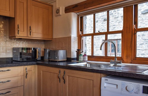 Kendal Cottage | 2 bedroom accommodation in Helsington