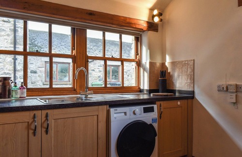 Kendal Cottage | 2 bedroom accommodation in Helsington