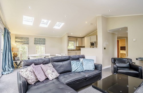 Congleton Ski Chalet | 2 bedroom accommodation in Eaton, Congleton