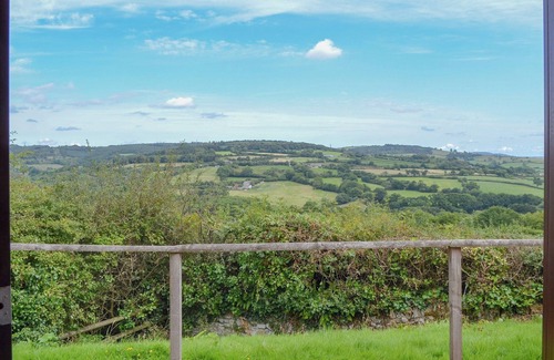 Bridport Cottage | 2 bedroom accommodation in Charmouth, near Lyme Regis