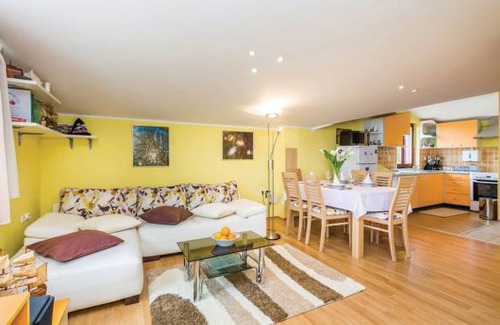 Pobri Apartment | 2 bedroom accommodation in Matulji