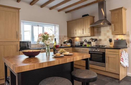 Brixham Cabin | 2 bedroom accommodation in Brixham
