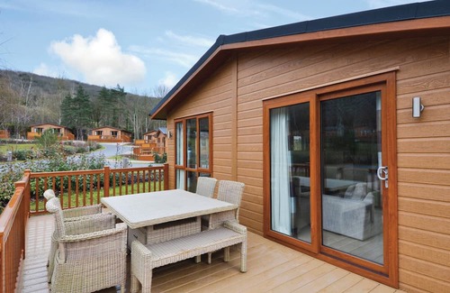 Cheddar Ski Chalet | 2 bedroom accommodation in Cheddar