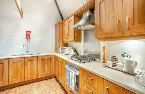 Grimsby Cottage | 2 bedroom accommodation in Holton-Le-Clay, near Cleethorpes