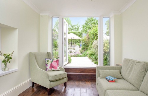 Babbacombe Cottage | 2 bedroom accommodation in Babbacombe, near Torquay
