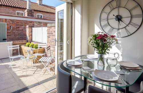 Louth Cottage | 2 bedroom accommodation in Louth
