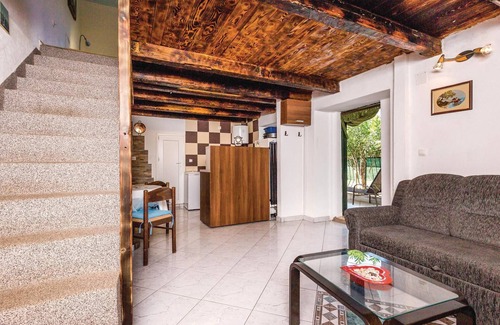 Stinica House | 2 bedroom accommodation in Stinica