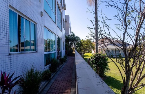 Vila Nova Apartment | 2 Bedroom Apart w/Air 270m From the Beach Gps0102