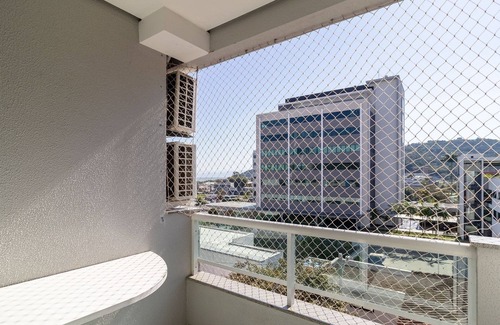 Florianopolis Apartment | 2 Bedroom Apartment With Barbecue Cts0203