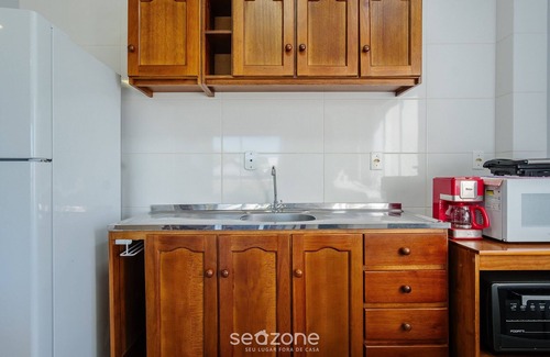 Vila Esperanca Apartment | 2 Bedroom Apartment 260m From the Beach Rib0201