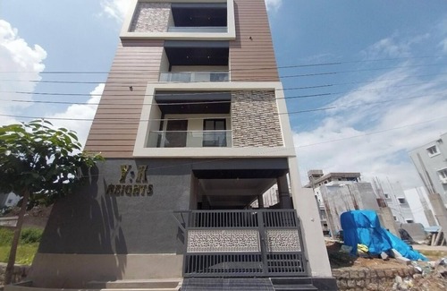 Hyderabad Apartment | 2-bedroom apartment in brilliant Hyderabad with AC