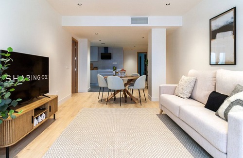 Nueva Espana Apartment | 2 bedroom apartment in Chamartín Sharing Co.