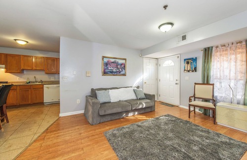 Ironbound District Apartment | 2-Bedroom Apartment Near EWR & NYC – Free Parking, Family-Friendly