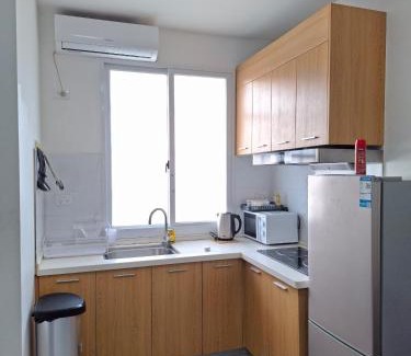 Port Moresby Apartment | 2-Bedroom Apartment with Balcony Upstairs