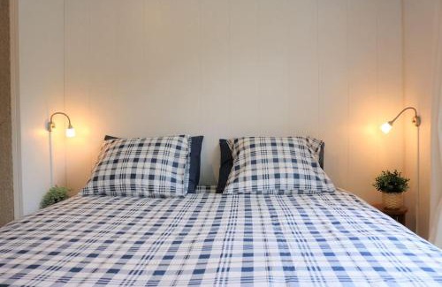 Val d'Illiez Apartment | 2 Bedroom Apartment, ski-in/ski-out in Les Crosets