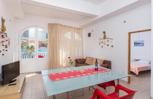 Trstenik Apartment | 2 bedroom apartment with Sea view