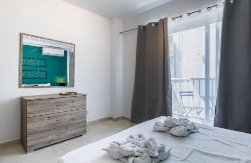 San Gwann Apartment | 2 Bedroom Apartment with yard and bbq - by Solea