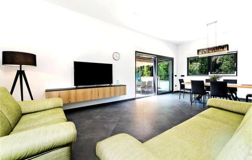 Borik House | 2 Bedroom Awesome Home In Rovinj