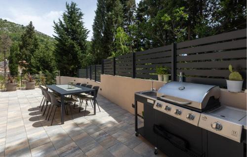 Kremena House | 2 Bedroom Beautiful Home In Kremena